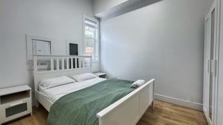 Spacious Home Perfect for Two Families or Groups - 3