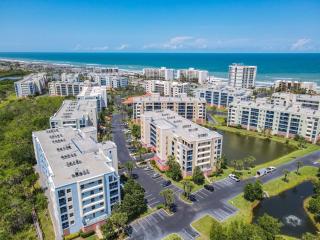 OW11-302 Oceanwalk Condo with Pond Views, Sunrises, and Resort Amenities - 7