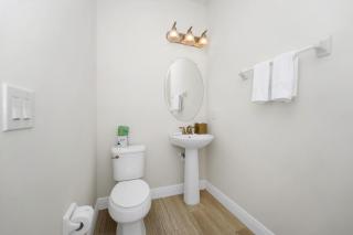 Inviting Home Near Disney With Private Pool And Waterpark & Resort Access At Encore Resorts Reunion - 7578Mr - 1