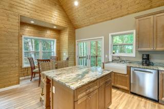 Modern Cabin w/ Sweeping Views in Blue Ridge Mtns! - 2