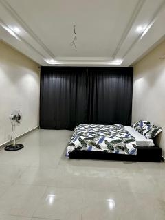 Private Room With Balcony, External Bathroom - Cotonou - 9