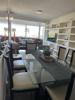 Cómodo y luminoso apartamento - 0