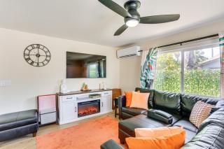 Walkable and Bright Bungalow in Dtwn Redding! - 4