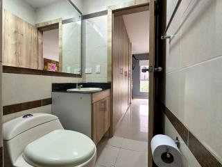 Studio in the Flora jacuzzi406 - 7