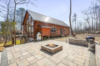 Fern Woods A modern take on Hocking Hills cabins - McArthur - 0