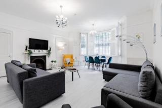 Luxurious & Spacious 2BR APR in Earls Court! - London - 2