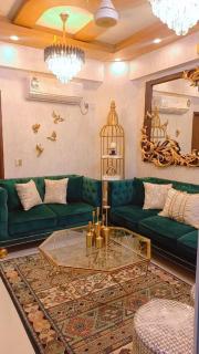 SeaView 2BR with parking, Walk to Dolmen Mall & Park - Carachi - 0