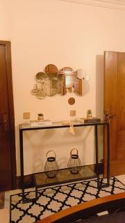 Lux 2BR, 9th Floor, Walk to Mall & Clifton Beach - 5