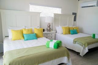 The Banana Bird at Cottages - 8