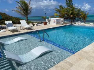 The Banana Bird at Cottages - 3