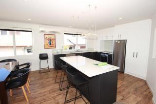 Stanmore Bay Beach House - 6