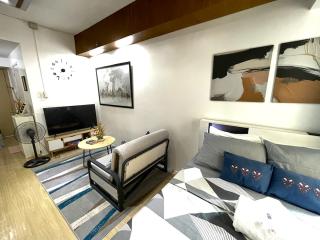 Ana's crib - 1