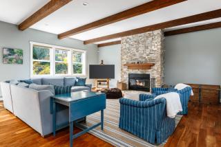 Langley House - Water & Mountain Views, Hot Tub, Firepit - 4