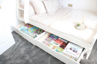 Cardiff - Sleep 7- Hot tub, Sauna - 3