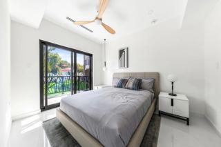 Luxury 1Bbr 1Bath Condo in Westbay Grand Cayman , Arza Hideaway - 4