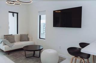 Luxury 1Bbr 1Bath Condo in Westbay Grand Cayman , Arza Hideaway - 3