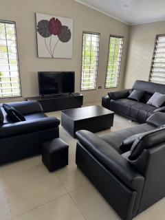 Beverly Hills-3 Bedroom House - Nadi - 4