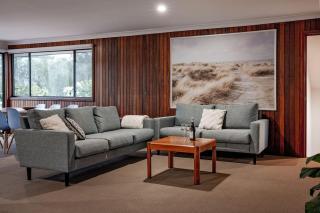 Bay Beach House - Beachfront Bliss near Town - 6