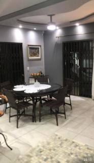 High-end townhouse in Penha - 3