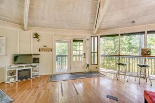 Unique Treehouse Hideaway Near Lake of the Ozarks - 4