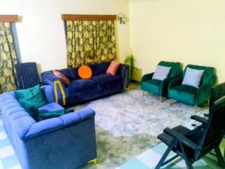 Chic Appartement 2 chambres salon au centre ville de itaa tankpe calavi - - 5