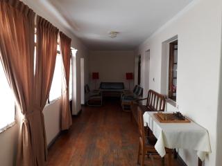 Departamento a 1 cuadra de la Plaza Principal - 7