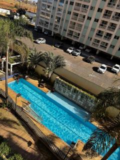 Apto aconchegante com piscina aquecida, garagem e metrô próximo - 0