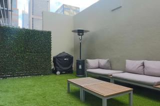 Private Apartment Rare Loft Style Penthouse Bourke St Mall with Parking - 8