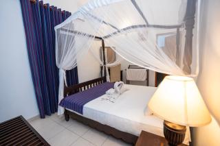 Albert Guest - Galle Fort - 3