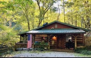 Old Bucks Riverfront Refuge home - Laurel - 0