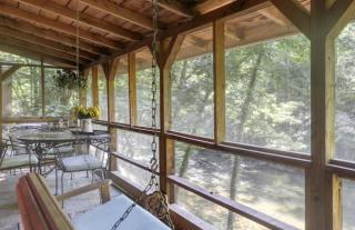 Old Bucks Riverfront Refuge home - 2