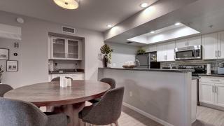 Charming & Comfy Condo in the Heart of Old Town! - 4