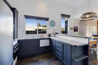 4-Bedroom Bliss On McCrae Central Bendigo - 7