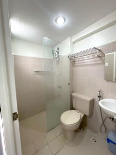 Prime City Location - 3 Bedroom Unit - 4