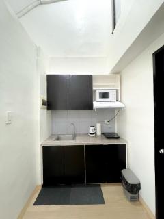 Prime City Location - 3 Bedroom Unit - Lapu Lapu City - 2