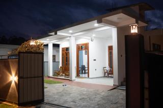 New Tropical villa - Hikkaduwa - 5