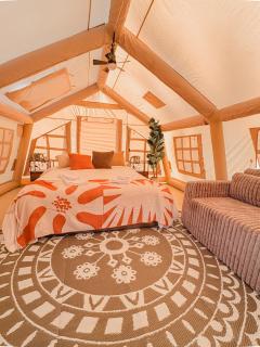 Prairie Junction Glamping Tent - Stettler - 0