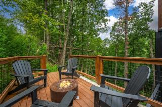 Treehouse Retreat - Pittman Center - 4