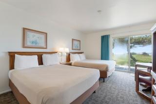 Crescent Beach Motel - 9