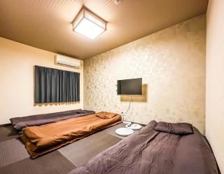 惠美屋 东 - 0