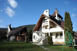 Castelul de Smarald - Pângărăcior - 9
