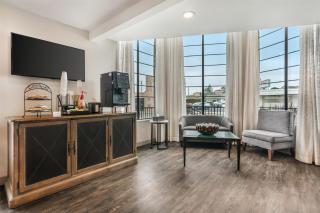 Best Western Rose Garden Inn - 4