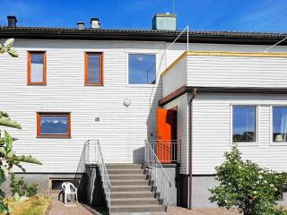 7 person holiday home in SKÄRHAMN - 0