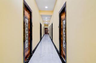 Super Collection O Shyam Bazar Metro Station - 4