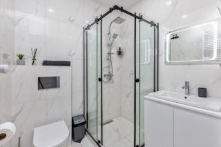 Luxury Hilton-Style Apartment Old Tbilisi Metro - 4