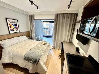 Studio Novíssimo Vila Olímpia! Varanda Ar Academia CoWorking Lavanderia Pet Place Wifi TV LCD! 10 min Congonhas! - São Paulo - 0