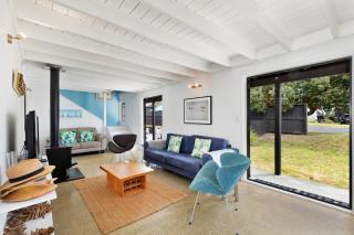 Surf Sound - Omaha Holiday Home - 5