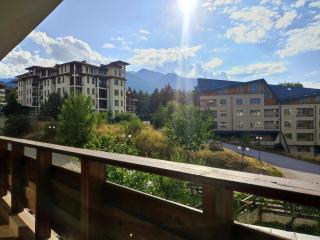 Deluxe Apartment Sunset&Mountain View - 9