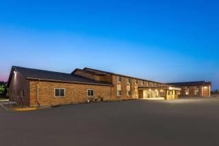 Baymont by Wyndham Manistee - 9