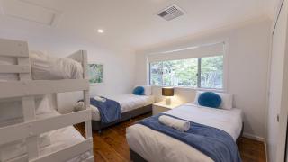 The White House - Pet Friendly & Firepit - 2